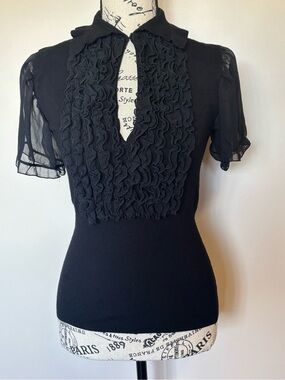 Say What? Women’s vintage knit ruffle top size Lg